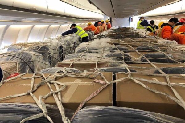 Passenger-airlines-ramp-up-cargo-_4